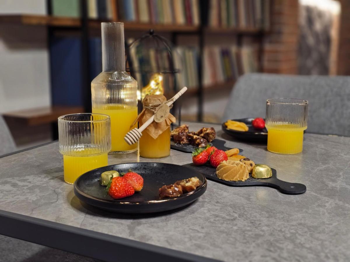 Orion Hostel Ереван Экстерьер фото