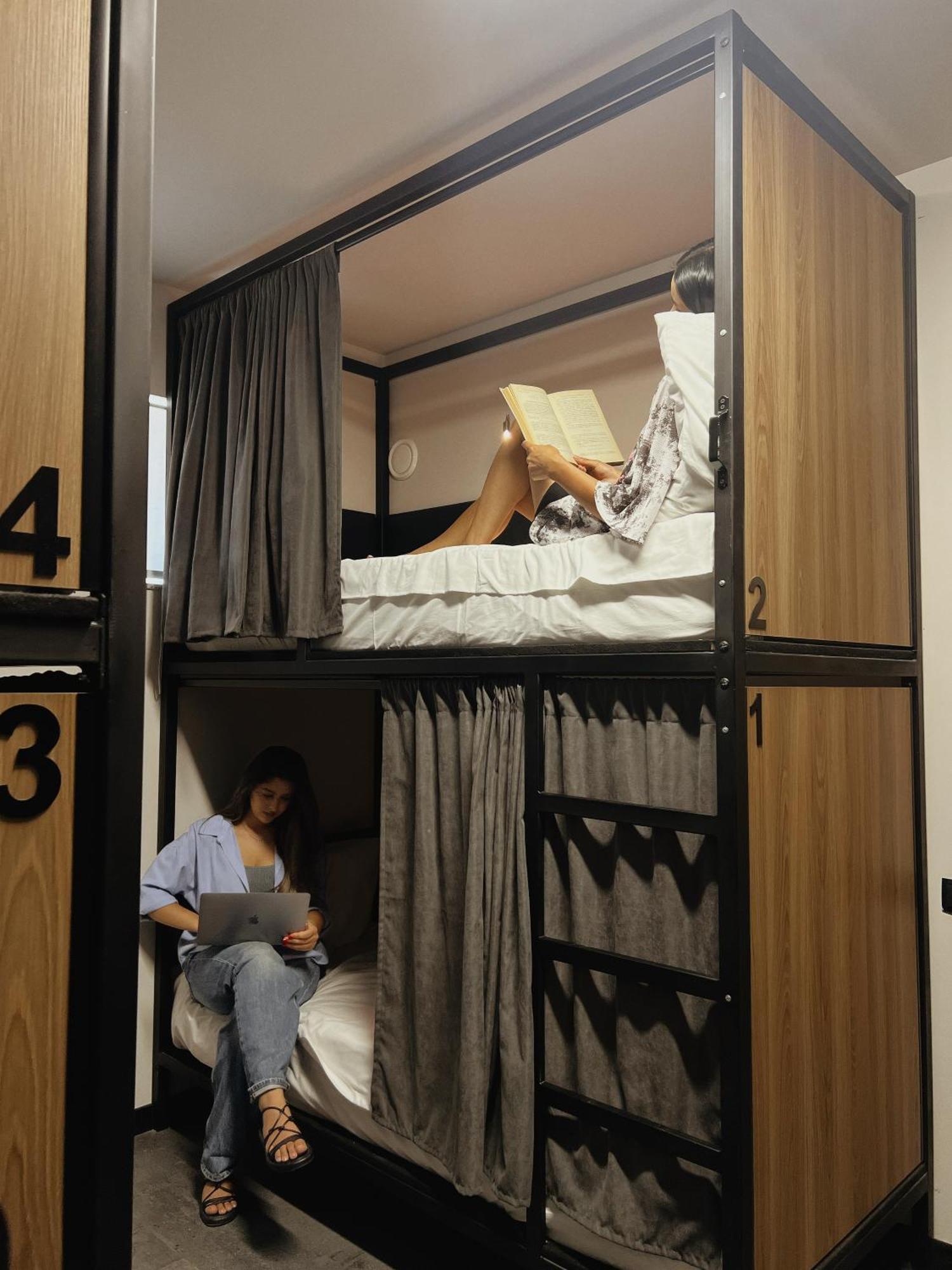 Orion Hostel Ереван Экстерьер фото